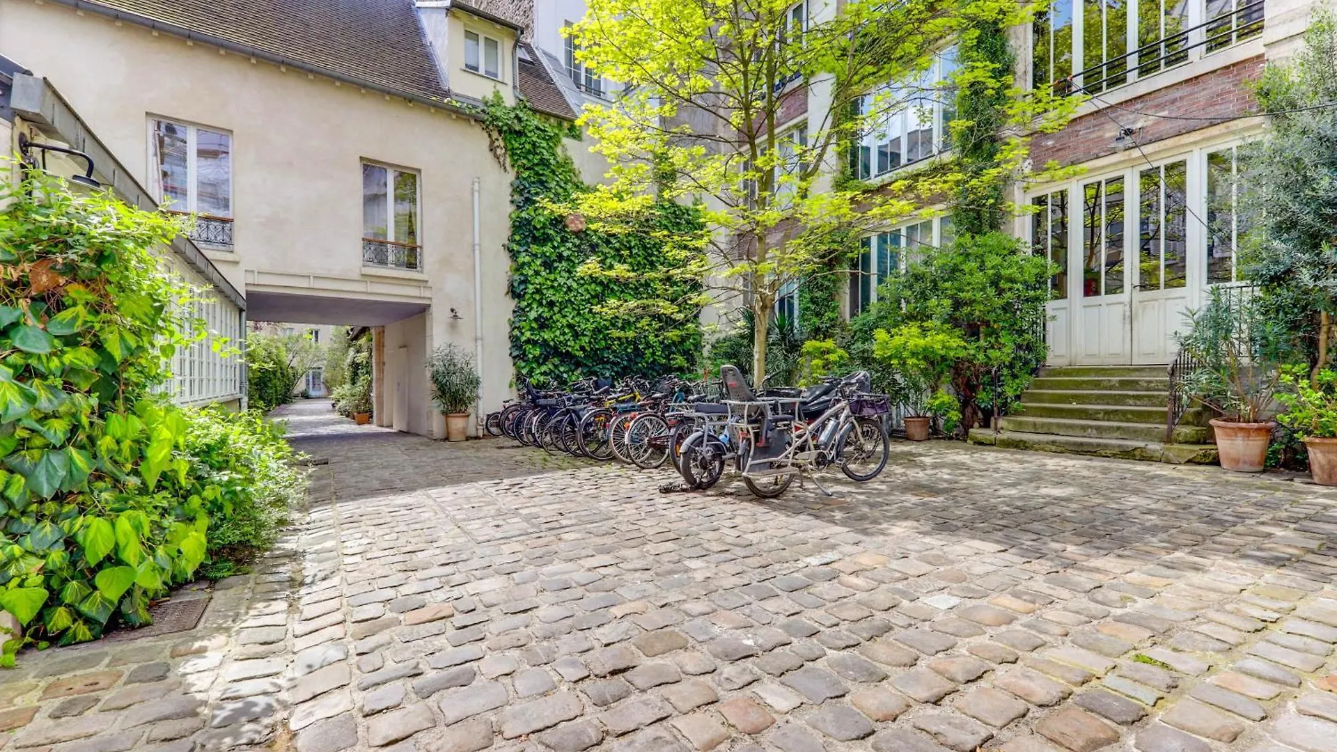 Authentique Quartier Branche *