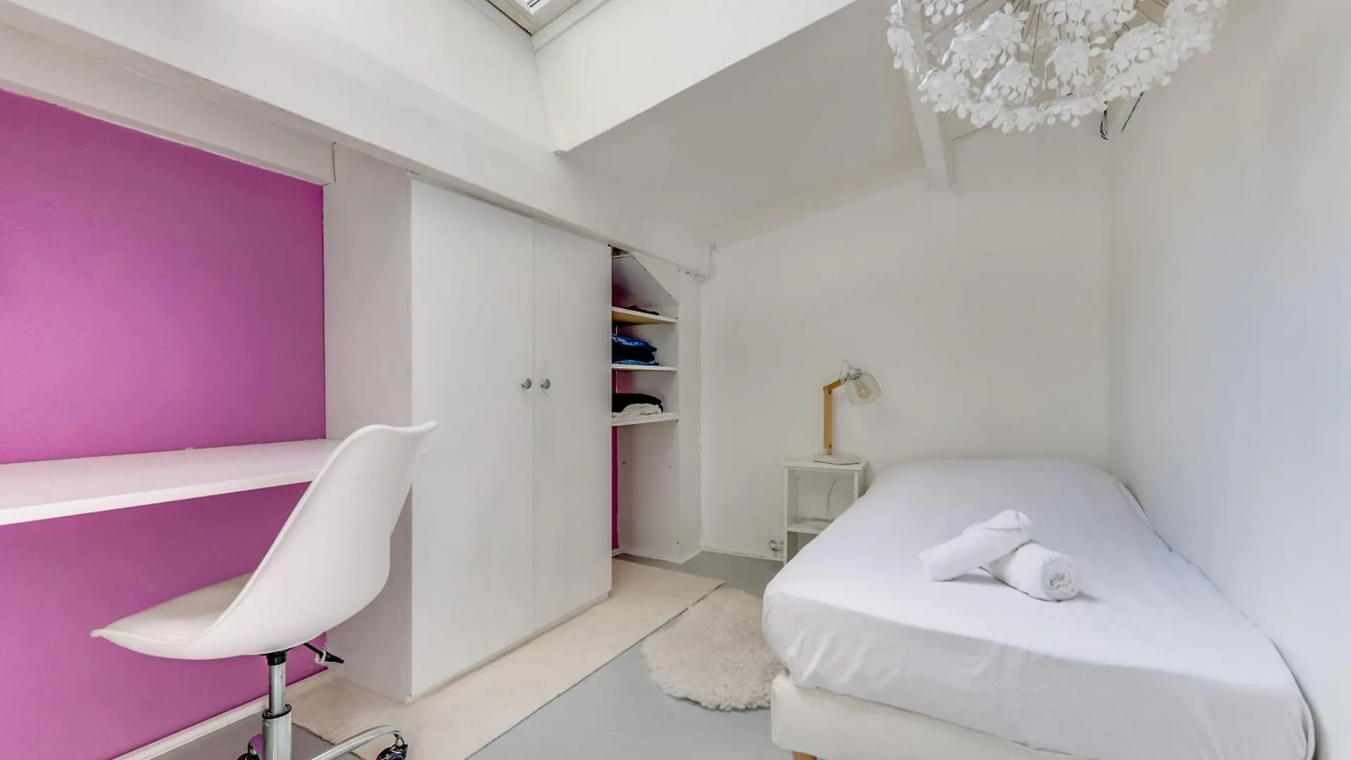 Authentique Quartier Branche Apartment